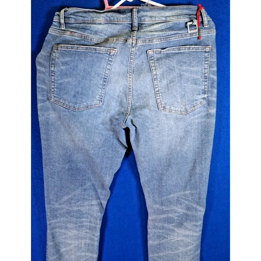 ARTMEETSCHAOS Men's Distressed Skinny Jeans Size 36 Light Wash Ripped Pants